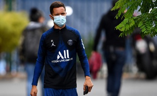 Ander masqué, ohé, ohé.
