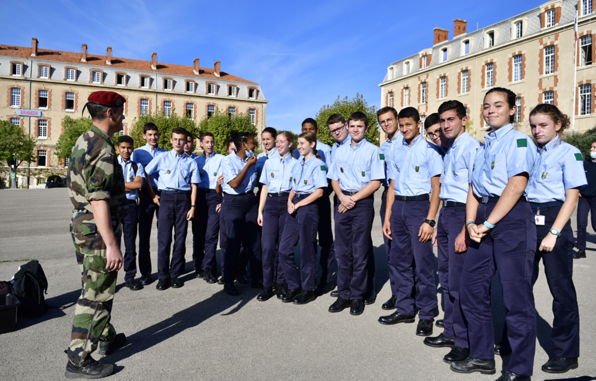 Uniforme Lycee Militaire Aix En Provence Palmarès des lycées : Quels sont les secrets de la réussite des  établissements militaires ?