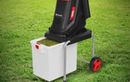 Stop aux tas de branches : ce broyeur de végétaux électrique chute à 169 € chez Jardiland