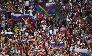 Des supporters russes au Vélodrome le 11 juin 2016.