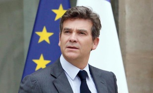 Le gouvernement dévoile jeudi 34 plans de "reconquête industrielle" pour préparer au défi de la compétition mondiale ses filières les plus prometteuses, autour du TGV et des voitures du futur, de textiles innovants, de biocarburants, et autres objets connectés.