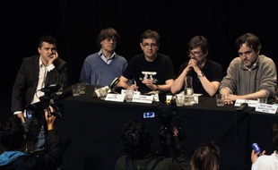 L'incendie mercredi des locaux de l'hebdomadaire satirique Charlie Hebdo, le piratage du site internet, et les menaces sur Facebook ne sont "pas forcément liés", a estimé jeudi Charb, son directeur de la publication, lors d'une conférence de presse.