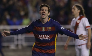 Lionel Messi fête son but contre le Rayo Vallecano le 3 mars 2016.