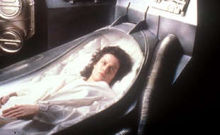 L'hibernation, une piste explorée par la Nasa.Alien, le huitième passager : Photo Sigourney Weaver