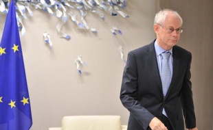 Les dirigeants européens se retrouvent jeudi à Bruxelles pour un sommet de deux jours qui, pour la première fois depuis longtemps, ne sera pas une réunion de crise mais offrira l'occasion de réfléchir à l'avenir de l'union économique et monétaire.