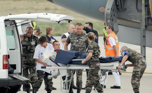 Le sauvetage des soldats blessés au combat a fortement progressé ces 15 dernières années, mais, aujourd'hui au Mali comme hier en Afghanistan, les opérations extérieures de l'armée française sont toujours plus offensives et risquées pour les combattants.