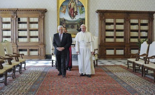 Le Pape François a reçu Mahmoud Abbas au Vatican en octobre 2013.