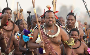 Le roi du Swaziland, Mswati III, lors de la cérémonie de la danse des roseaux, le 3 septembre 2012.