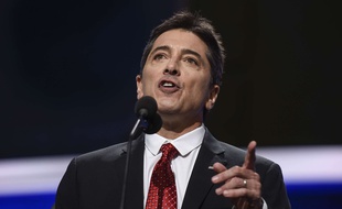 Le comédien Scott Baio a publiquement soutenu la candidature de Donald Trump à la Maison Blanche. Ici, il s'exprime lors de la convention républicaine à Cleveland, le 18 juillet 2016.