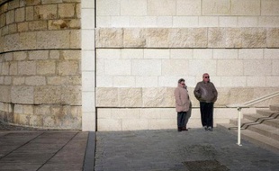 Plusieurs centaines de milliers de retraités continuent de travailler pour arrondir leurs fins de mois