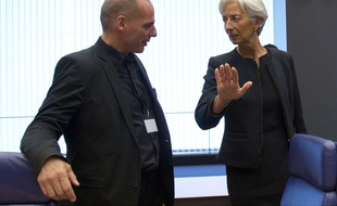 Le ministre grec des Finances Yanis Varoufakis et la directrice du FMI Christine Lagarde lors d'une réunion de l'Eurogroupe à Luxembourg, le 18 juin 2015.