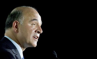 Le ministre français des Finances, Pierre Moscovici, a souligné la volonté de Paris d'"aider" la Grèce, à condition que celle-ci mette en pratique ses engagements de redressement, dans un entretien à un quotidien grec publié jeudi, à son arrivée pour une visite à Athènes.