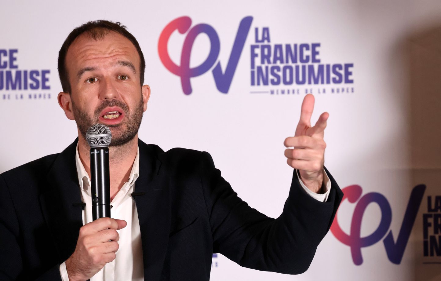 Les affiches LFI pour convaincre les abstentionnistes créent la polémique