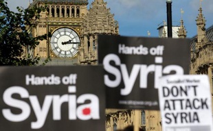 Le refus des députés britanniques de toute action armée en Syrie constitue un "couac" dans "la relation spéciale" entre Londres et Washington et risque d'affaiblir l'influence du Royaume-Uni dans le monde, jugent vendredi experts et politiques.