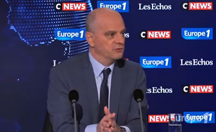 Jean-Michel Blanquer au micro d'Europe 1/Les Echos/Cnews dimanche 16 décembre.