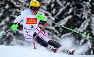 L'Autrichien Marcel Hirscher a réalisé lundi le meilleur temps de la 1re manche du slalom d'Alta Badia, comptant pour la Coupe du monde de ski alpin, devançant, en 53 sec 50/100, le Croate Ivica Kostelic et l'Italien Giuliano Razzoli de 11 et 45/100.