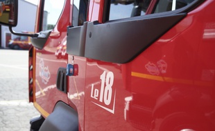 Des pompiers. Illustration.