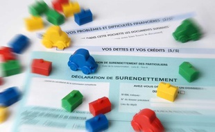 Illustration dossier de surendettement.