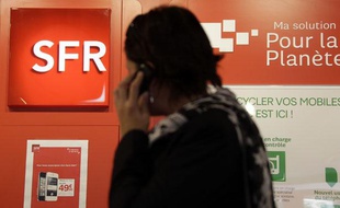 Devant une boutique SFR à Nice le 15 octobre 2012.
