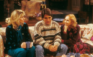 Aux côtés de Judith Light et Tony Danza dans un des principaux décors du soap «Madame est servie».