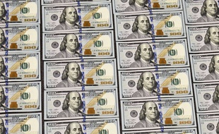 Illustration de billets de 100 dollars.