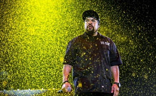 Ice Cube, sous la pluie au festival de Québec le 9 juillet.