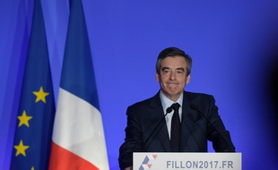 François Fillon à son QG 13 mars 2017
