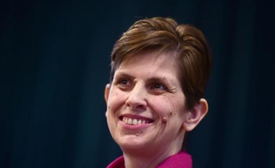 La révérende Libby Lane nommée évêque à Stockport (Grande-Bretagne) par l'Eglise anglicane d'Angleterre le 17 décembre 2014