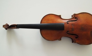 Illustration: Un Stradivarius.