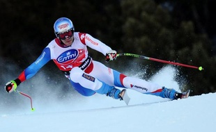 Le champion olympique suisse Didier Défago a remporté jeudi la descente de Bormio devant son compatriote Patrick Küng et l'Autrichien Klaus Kröll pour signer, avec une 4e victoire en Coupe du monde de ski, son retour au sommet après sa blessure à un genou l'an dernier