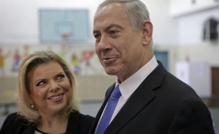Le Premier ministre israélien Benjamin Netanyahu et son épouse Sara, le 22 octobre 2013 à Jérusalem