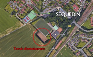 Le terrain où la pelouse a été volée.