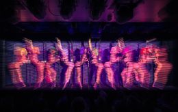 Arte effeuille l’histoire du Crazy Horse dans un documentaire