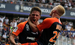 MHSC OL : Florent Mollet dans les bras d'Arnaud Souquet qui a marqué l'unique but de la rencontre