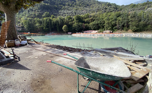 Le lac de Breil-sur-Roya qui vient d'être rempli