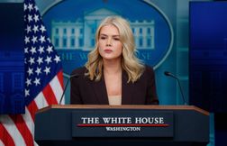 Karoline Leavitt cible les démocrates en les traitant de terroristes du Hamas