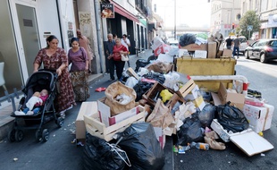 Les poubelles n'ont pas été ramassées depuis mercredi, dans certains quartiers de Marseille.
