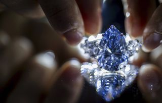 Un diamant rarissime adjug plus de 41 millions d euros