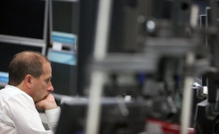L'agence de notation financière Moody's n'exclut plus de retirer à l'Allemagne, première économie en Europe, le fameux "triple A" reflétant sa solidité financière, en raison de "l'incertitude croissante" qui entoure la crise de la dette en zone euro.