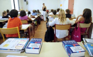 Un agent de l'Education nationale sur sept se dit en situation d'épuisement professionnel et un sur quatre en état de tension au travail, selon une étude dont les syndicats veulent s'emparer pour faire renforcer la prévention contre les risques psychosociaux.
