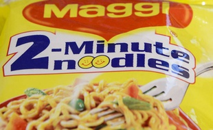 Illustration des nouilles Maggi soupçonnées par les autorités indiennes de contenir du plomb.