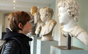 Au musée Saint-Raymond de Toulouse.