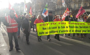 Les manifestants dans les rues de Nantes jeudi 16 novembre 2017.