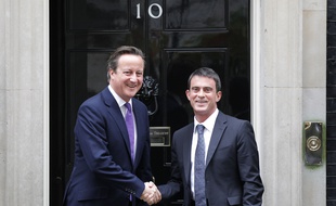 David Cameron et Manuel Valls, le 6 octobre 2014 à Londres (Angleterre).