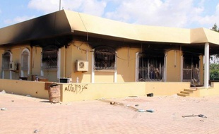 Les autorités libyennes ont annoncé jeudi avoir arrêté des suspects dans le cadre de l'enquête sur l'attaque contre le consulat des Etats-Unis à Benghazi, qui a coûté la vie à quatre Américains dont l'ambassadeur Chris Stevens, et dans laquelle Al-Qaïda serait impliqué.