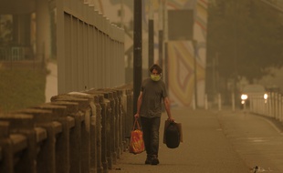 A Portland, l'indice de qualité de l'air atteint des niveaux critiques supérieurs à 300 à cause de la fumée des incendies.