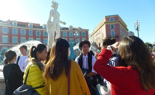 Des visites guidées en mandarin sont organisées à Nice.