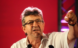 Jean-Luc Mélenchon lors du discours de clôture de l'université d'été du Parti de gauche, le 30 août 2015 à Toulouse.