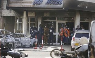 Le Splendid Hotel visé par une attaque djihadiste à Ouagadougou, au Burkina Faso, le 16 janvier 2016.