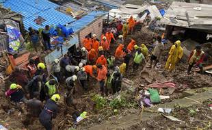 Un glissement de terrain meurtrier a eu lieu à Bombay en Inde le 18 juillet 2021.